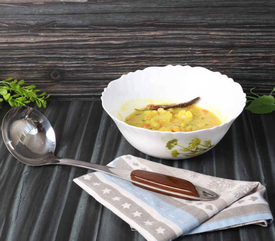 مغرفة من الفولاذ المقاوم للصدأ