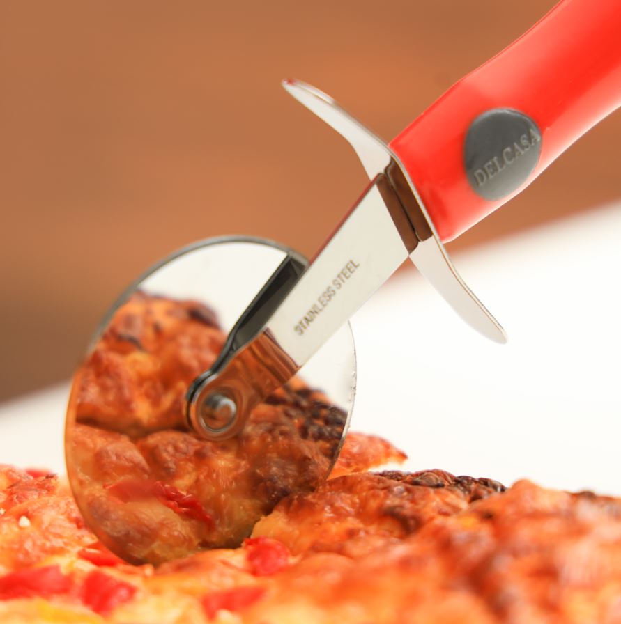 قاطعة البيتزا