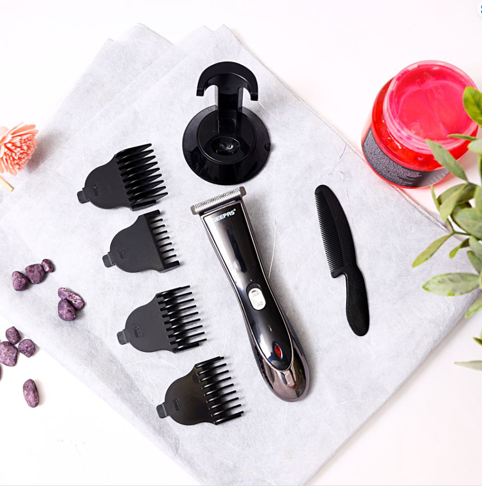 ماكينة تشذيب اللحية